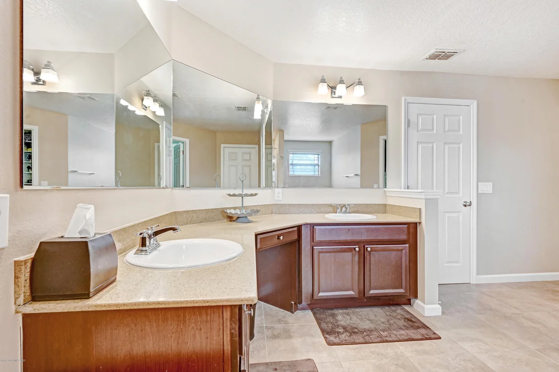 Photo of 1233 Hailey Street
