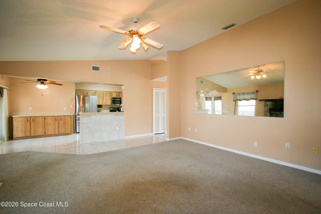 Photo of 819 Gardener Road