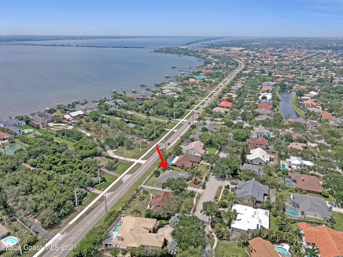 Photo of 703 Peregrine Drive