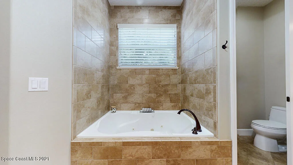 Photo of 5545 Willoughby Drive
