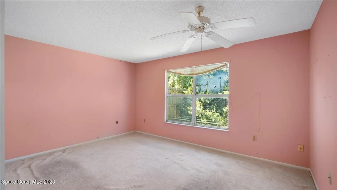 Photo of 827 Pine Shadows Avenue