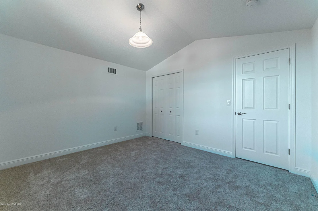 Photo of 435 Crescent Drive