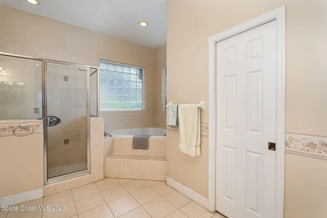 Photo of 1940 Windbrook Drive