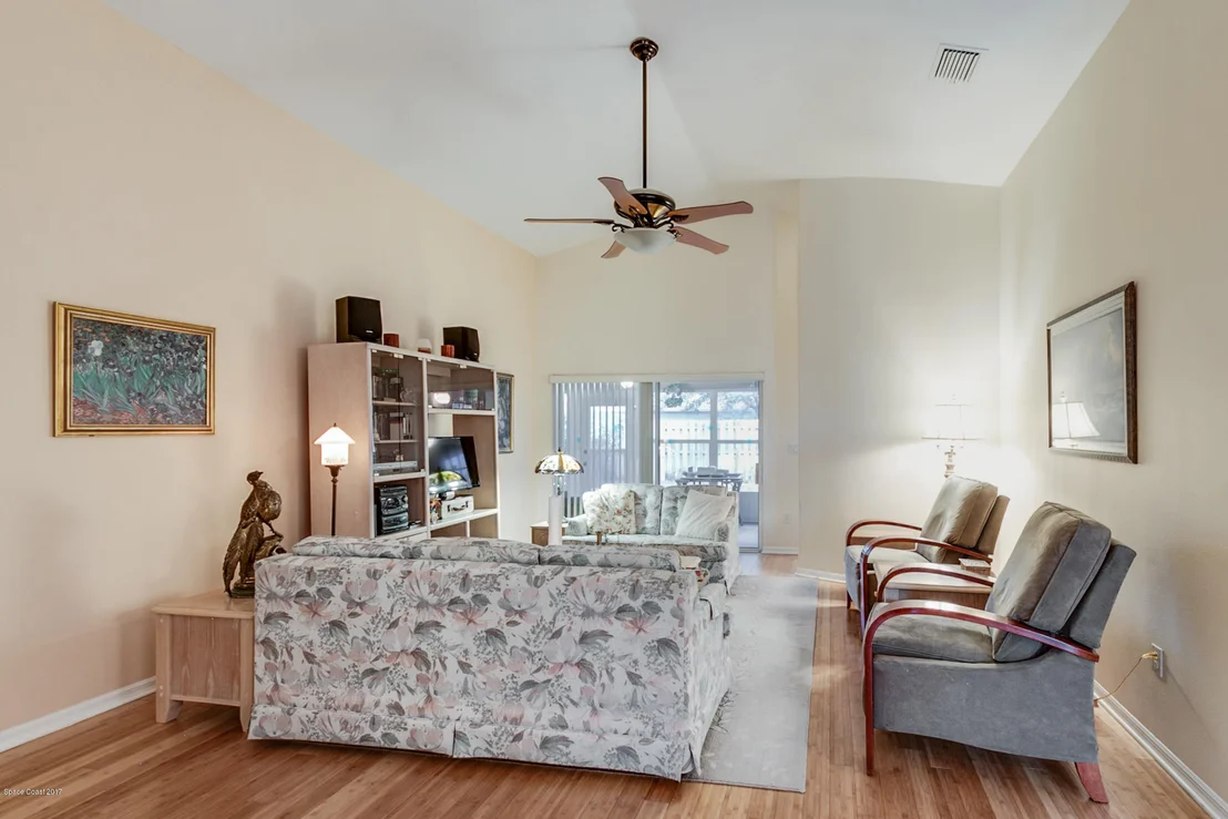 Photo of 1886 Sun Gazer Drive