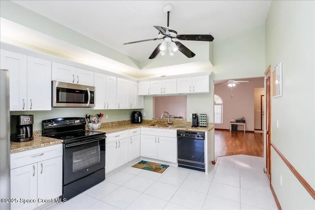 Photo of 1056 S South Fork Circle