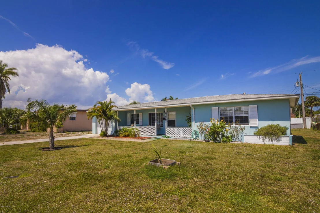 Photo of 235 Ocean Boulevard