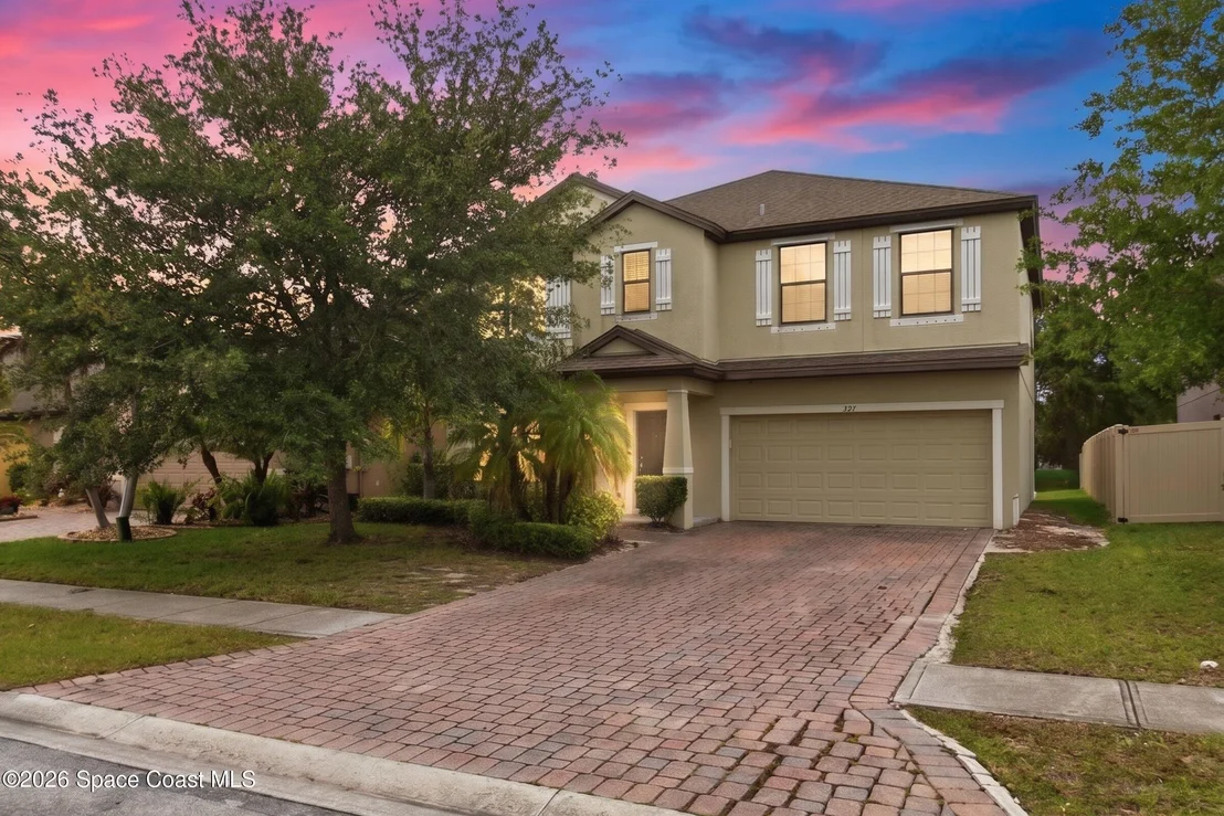 Photo of 547 Trymore Drive SE