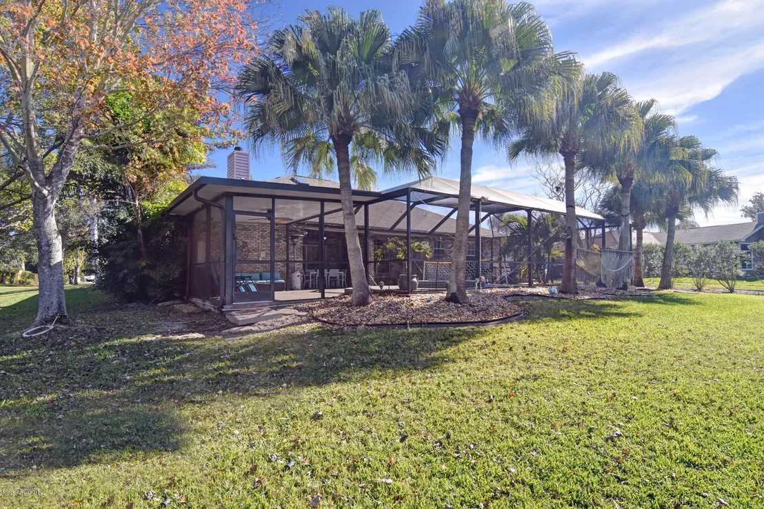 Photo of 4470 Canard Road