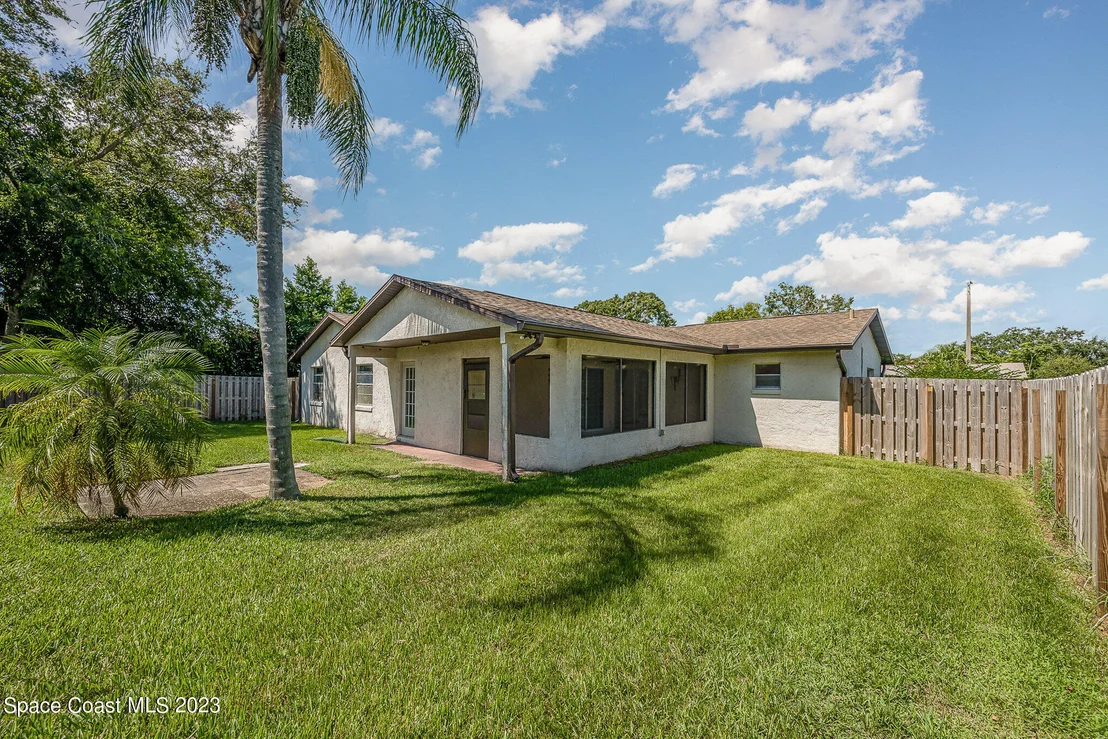 Photo of 845 Westport Drive