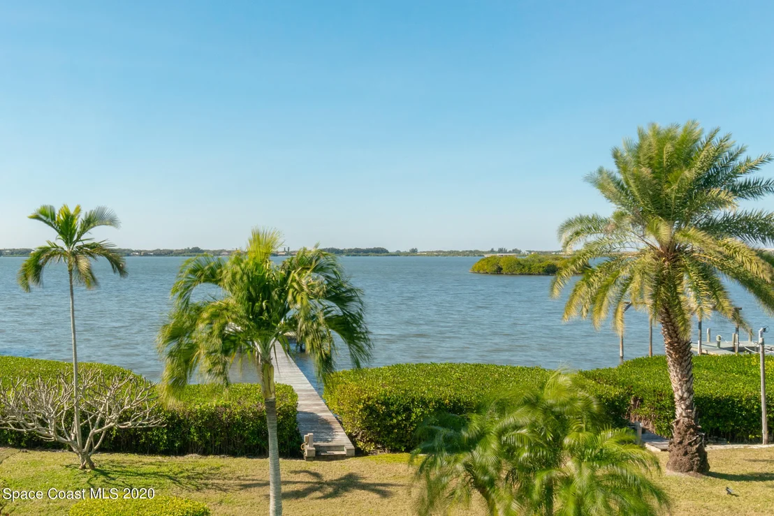 Photo of 466 Lanternback Island Drive
