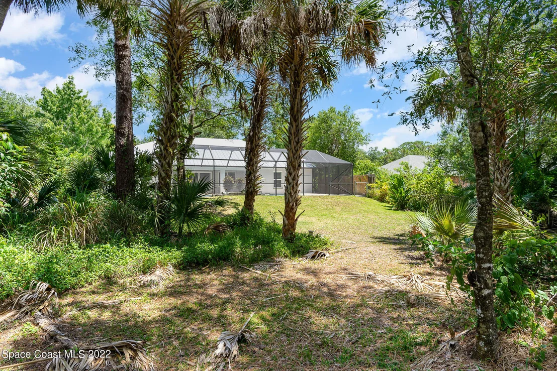 Photo of 6573 Sheridan Road