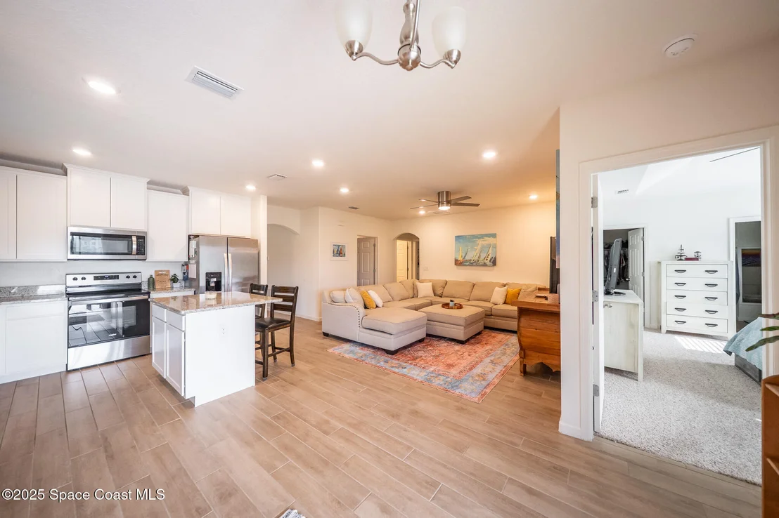 Photo of 289 Wiregrass Avenue