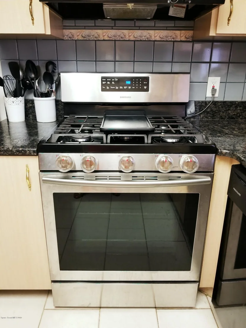 Photo of 551 Avignon Drive