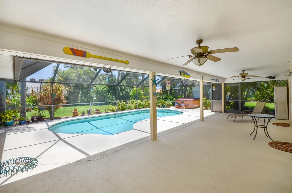 Photo of 200 River Road Circle