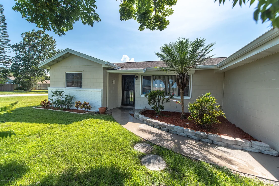 Photo of 1309 Estridge Drive