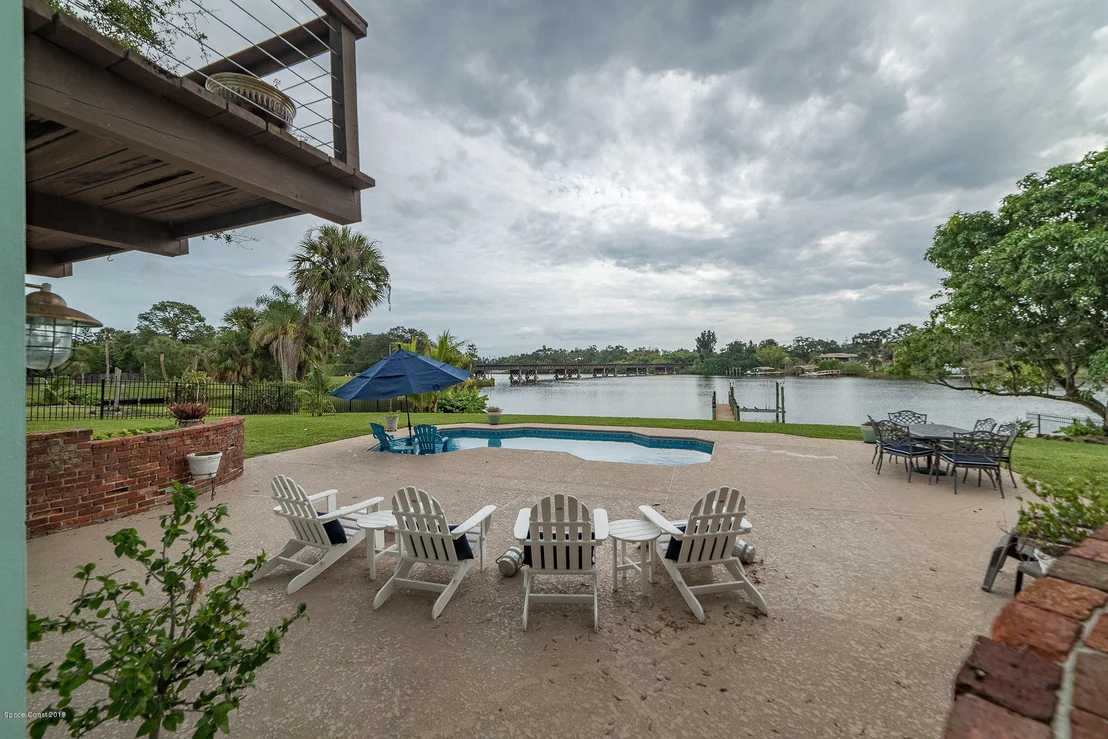 Photo of 1131 Rivermont Drive