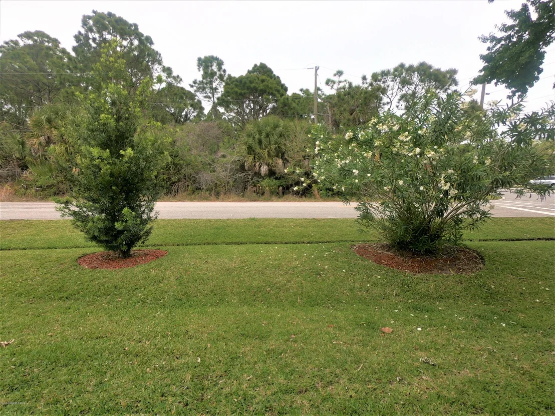Photo of Unit 101 at 3213 N Murrell Road