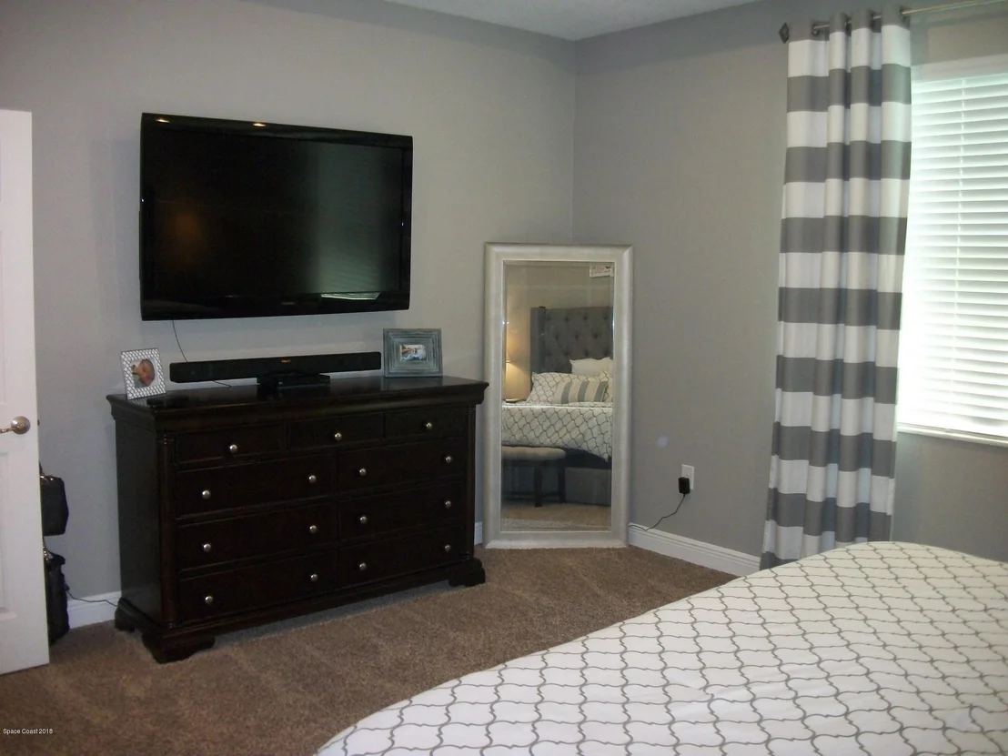 Photo of 1106 Morgan Circle NE