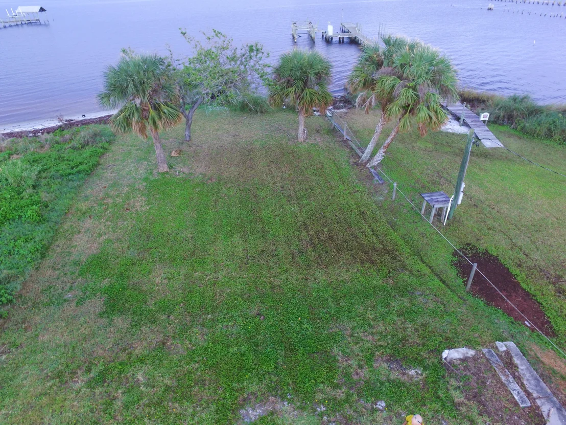 Photo of 1690 Indian River Drive