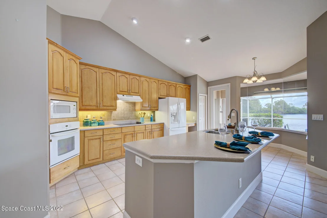 Photo of 5651 Herons Landing Drive