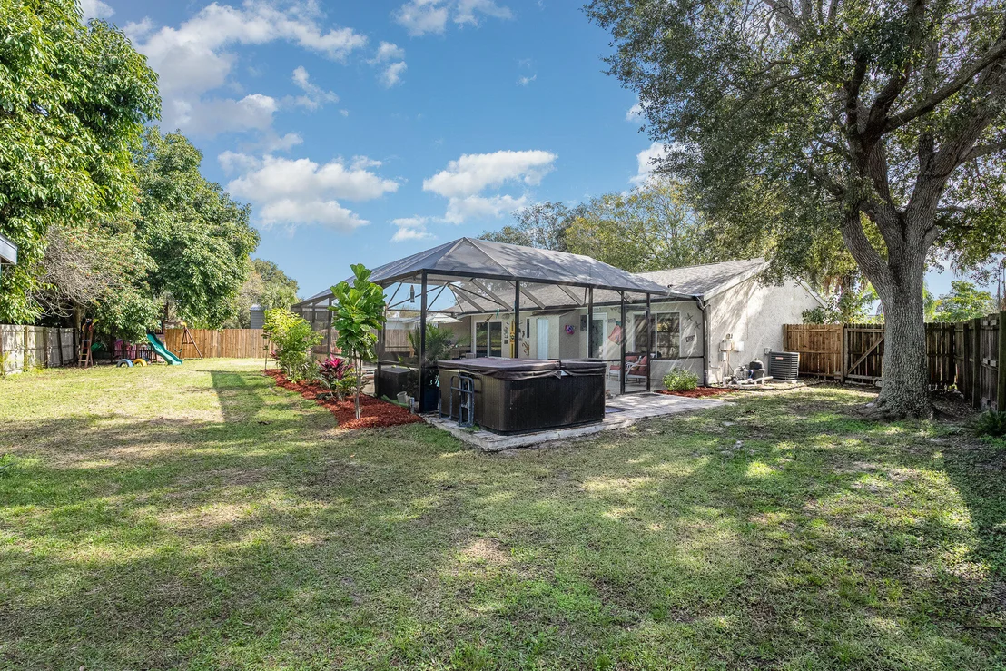 Photo of 1420 Creel Road NE