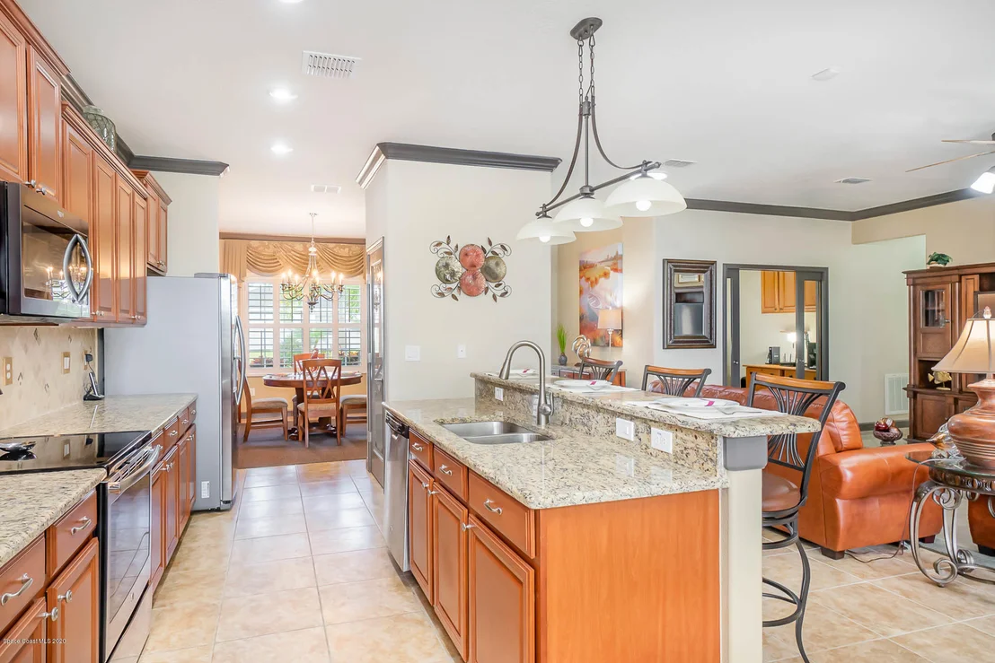 Photo of 3325 Sansome Circle
