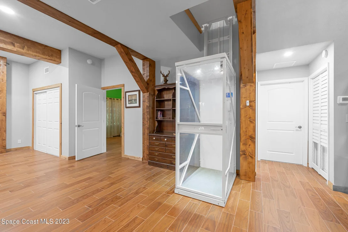 Photo of 1370 Gopher Slough Road