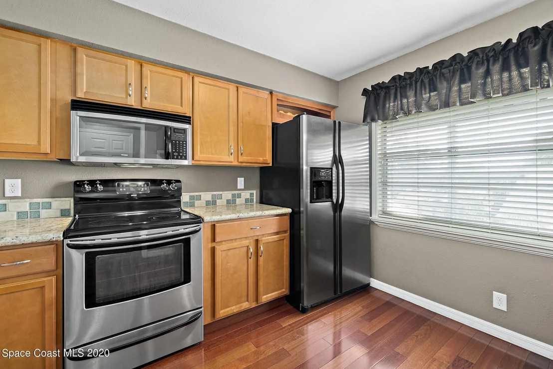 Photo of Unit 201 at 2012 Grant Place