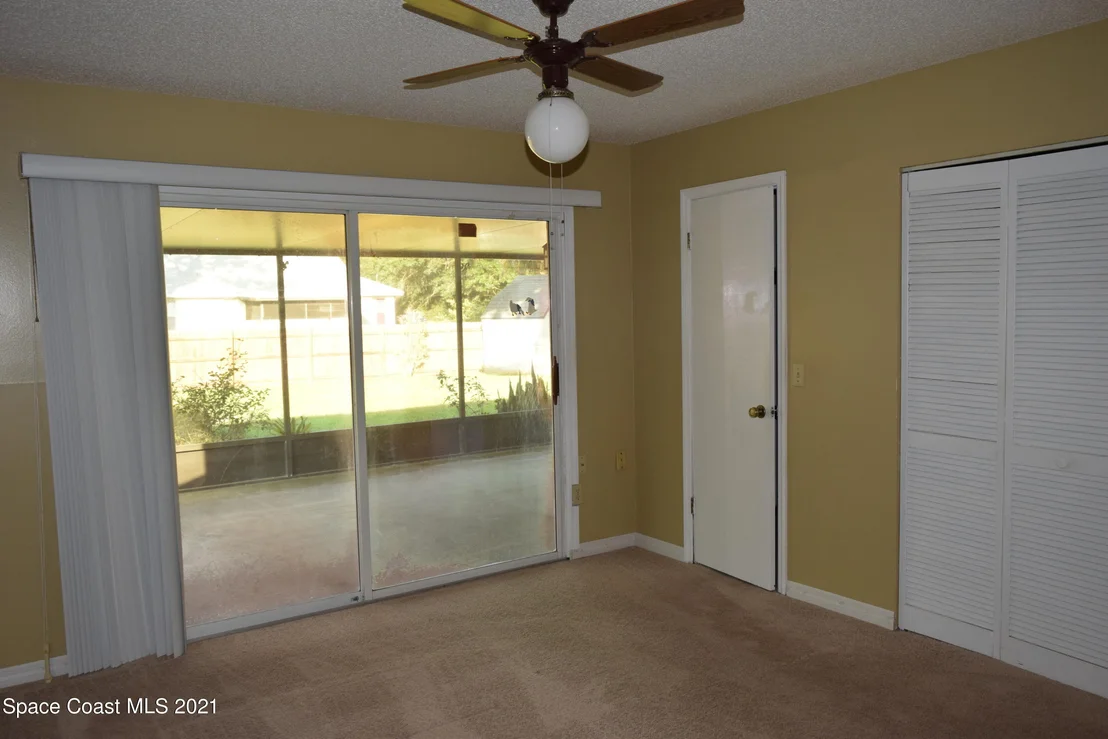 Photo of 1111 Grapefruit Road SE