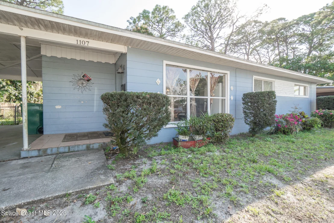 Photo of 1107 Hickory Lane