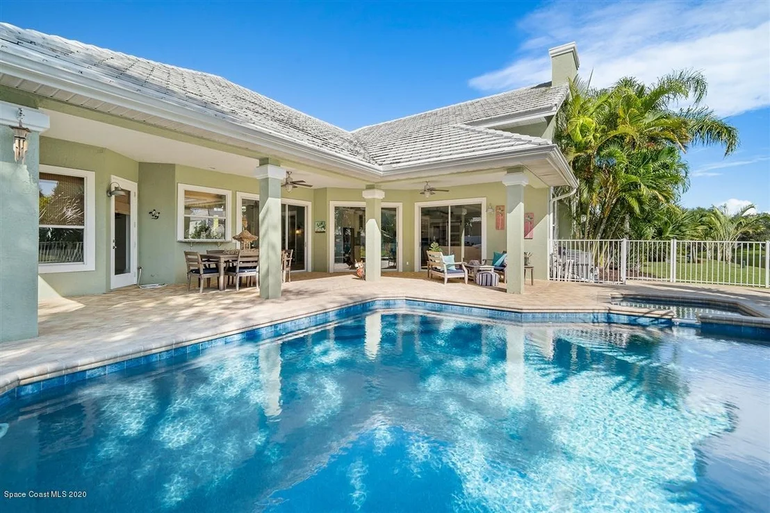 Photo of 840 Peregrine Drive