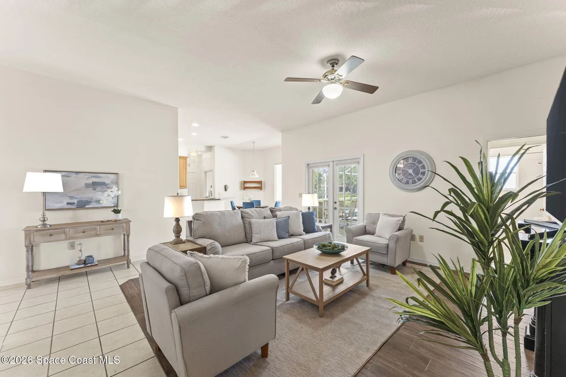 Photo of 1123 Spring Oak Drive
