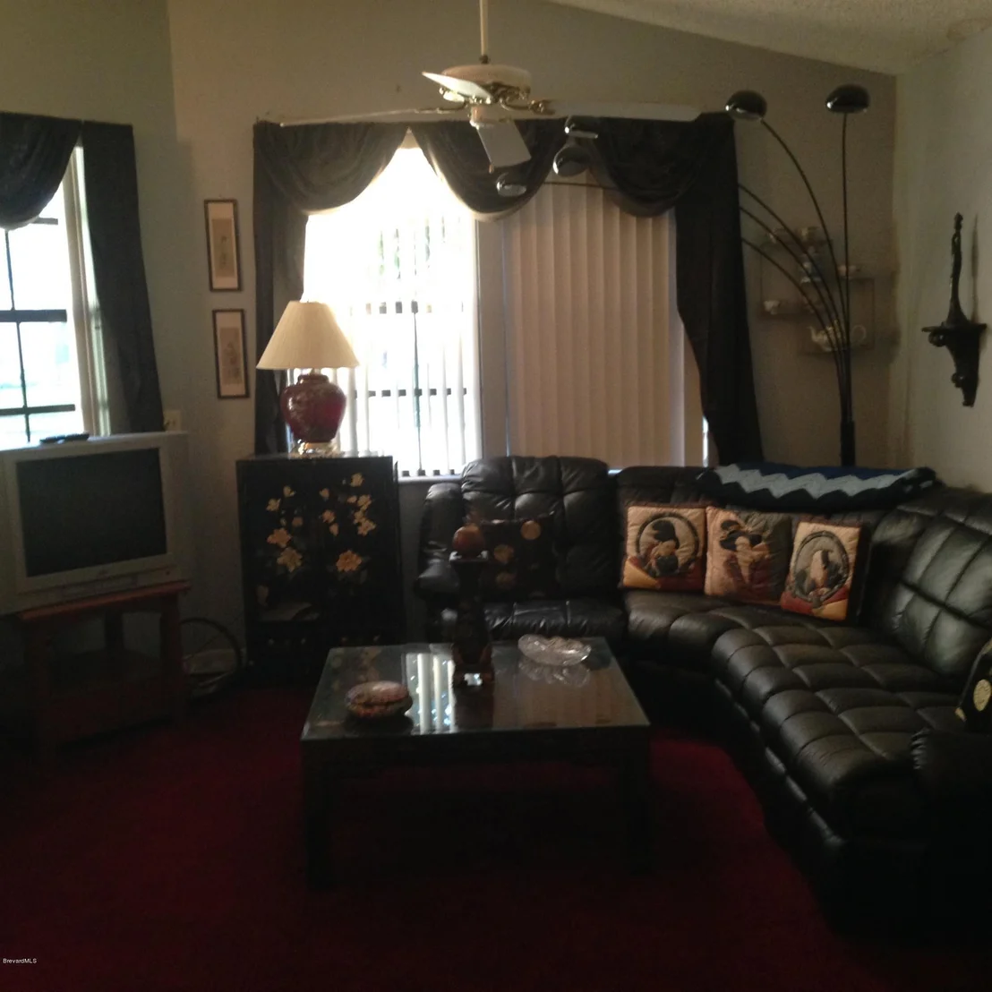 Photo of 884 Spirea Drive