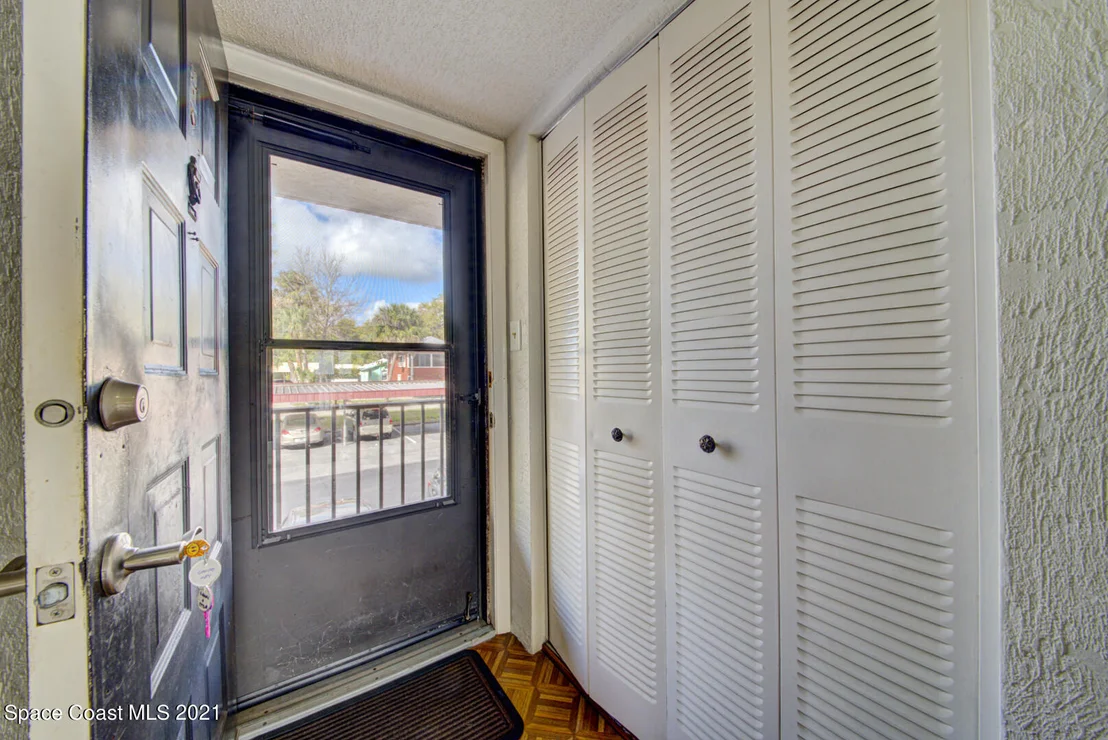 Photo of Unit B205 at 1049 Rockledge Drive