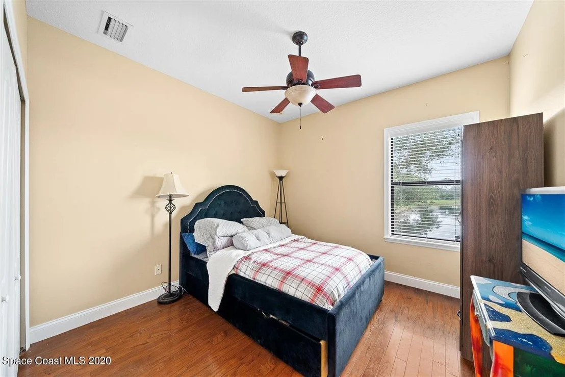 Photo of 1429 Corbett Lane