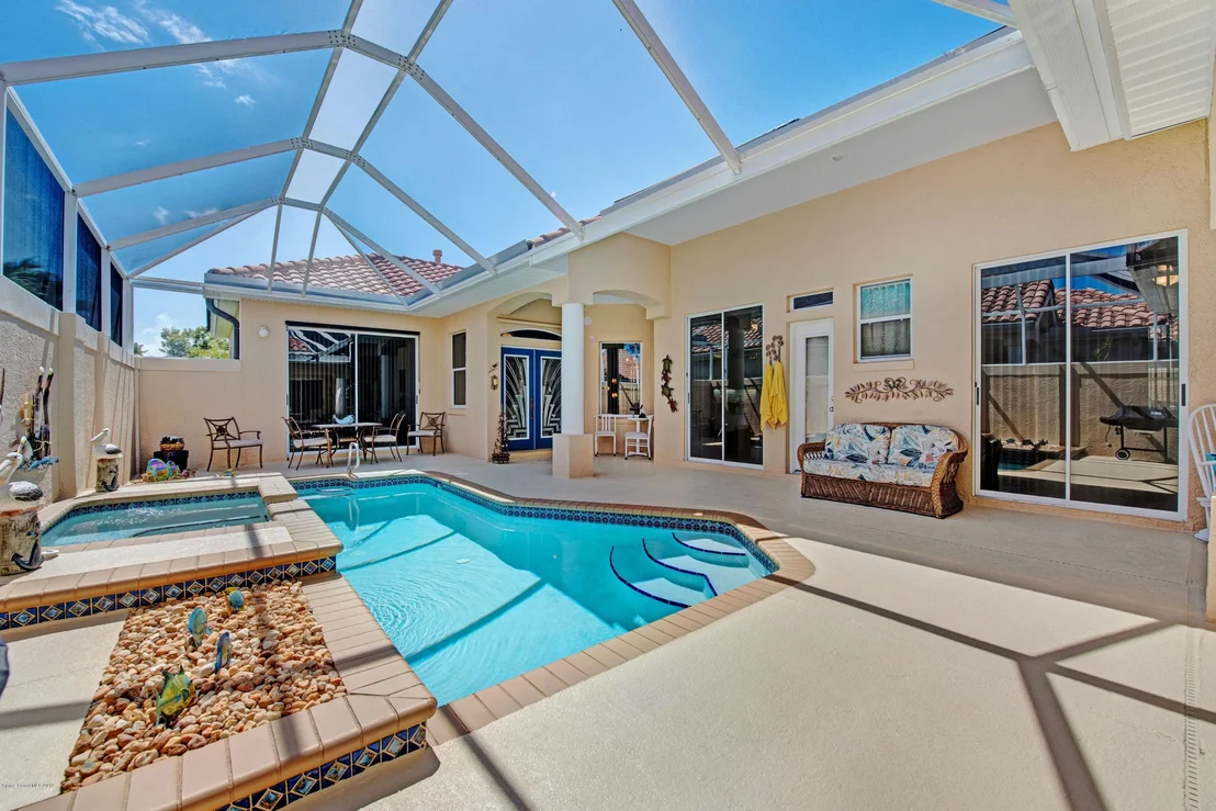Photo of 485 Carmel Drive
