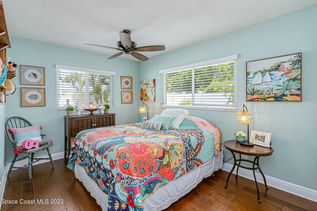 Photo of 340 Dorset Drive