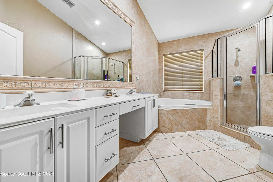Photo of 1620 James Circle