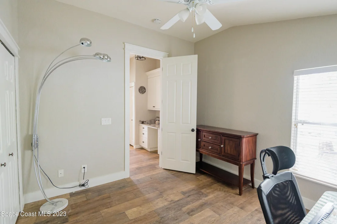 Photo of 4569 Chastain Drive