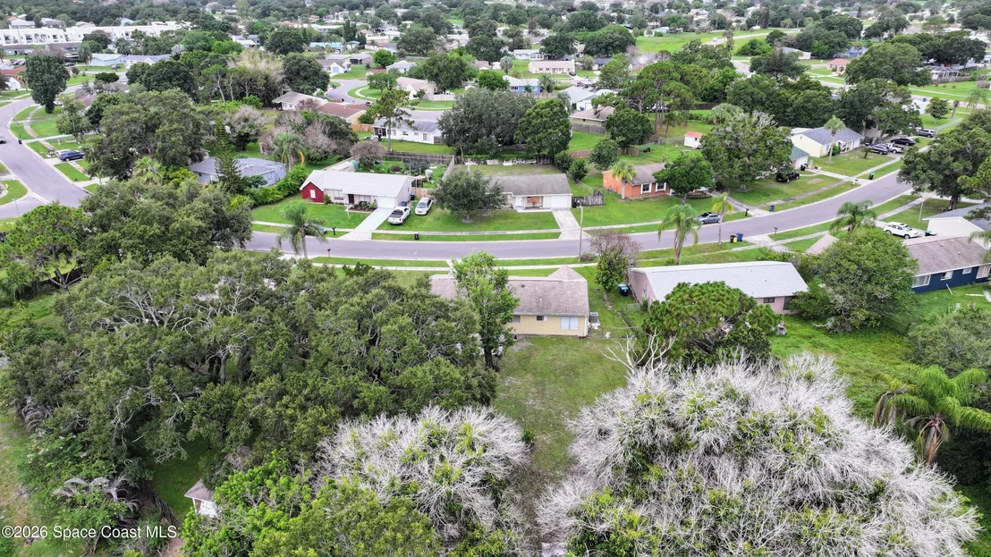 Photo of 1325 Ethel Circle NE