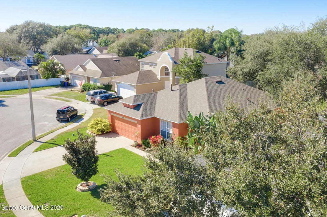 Photo of 957 Riviera Point Drive