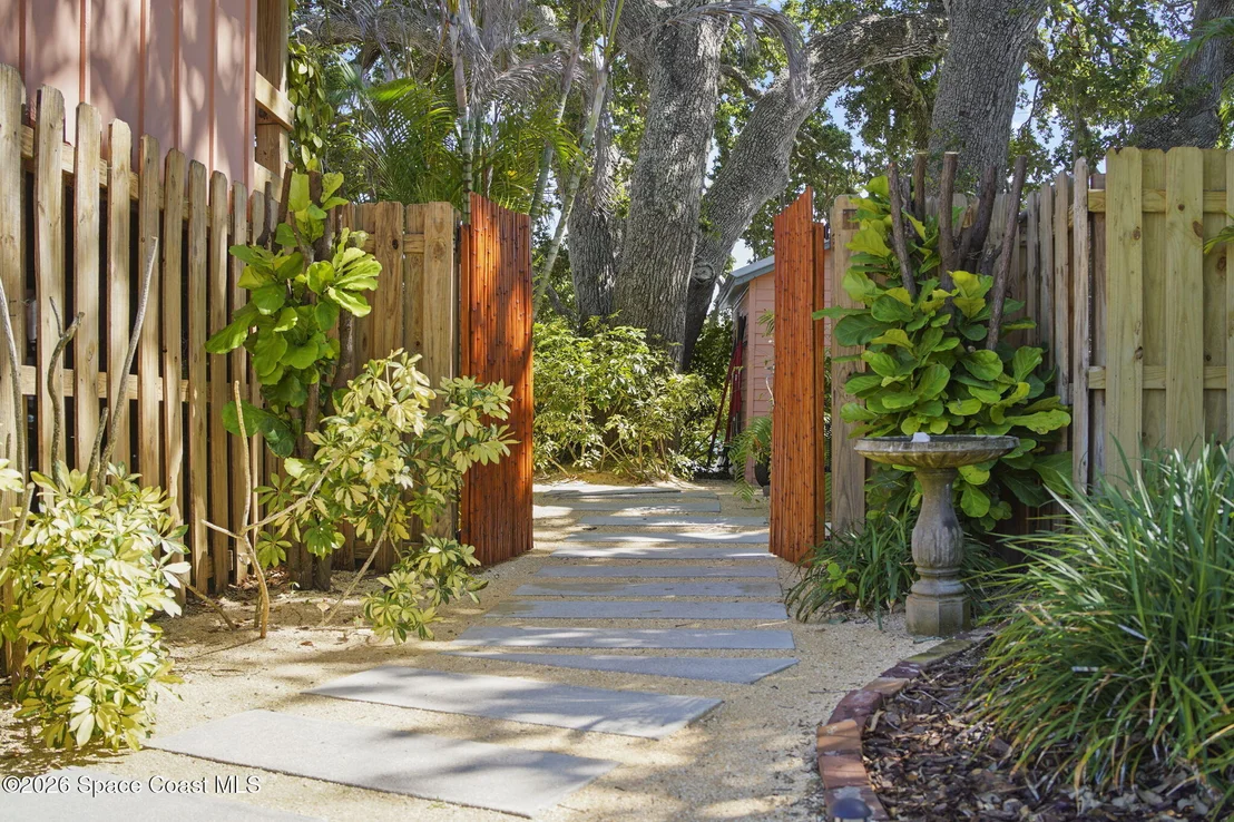 Photo of 514 Cocoa Isles Boulevard