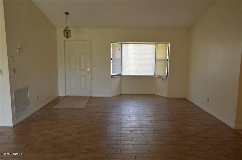 Photo of 162 Harris Drive