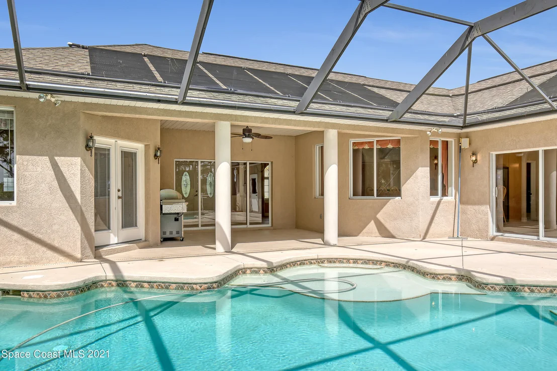 Photo of 2875 Kingfisher Way