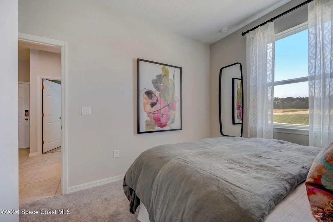 Photo of 1142 Banff Drive NE