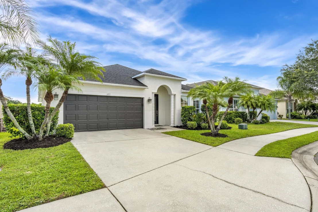 Photo of 371 Cressa Circle