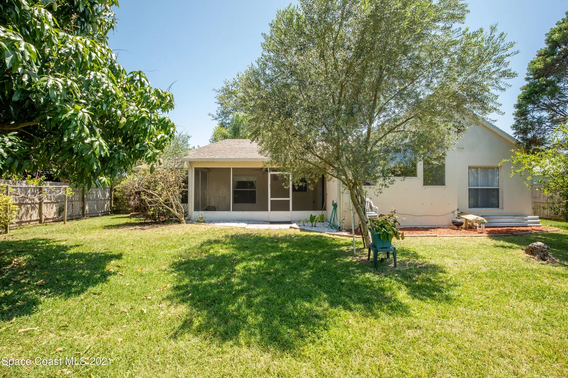 Photo of 1054 Jacaranda Circle