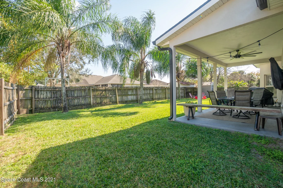 Photo of 6495 Bamboo Avenue