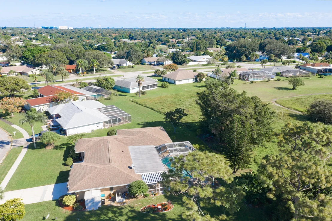 Photo of 1448 Scepter Court NE