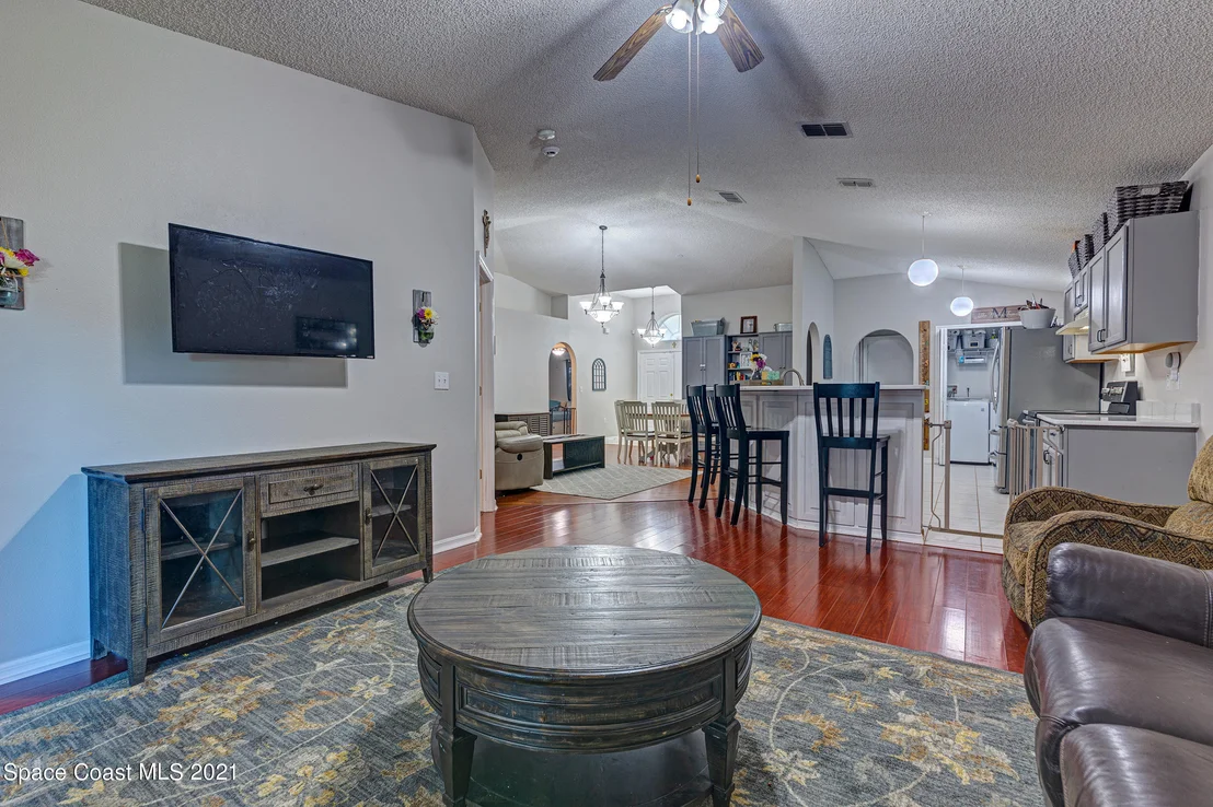 Photo of 2279 Myla Lane